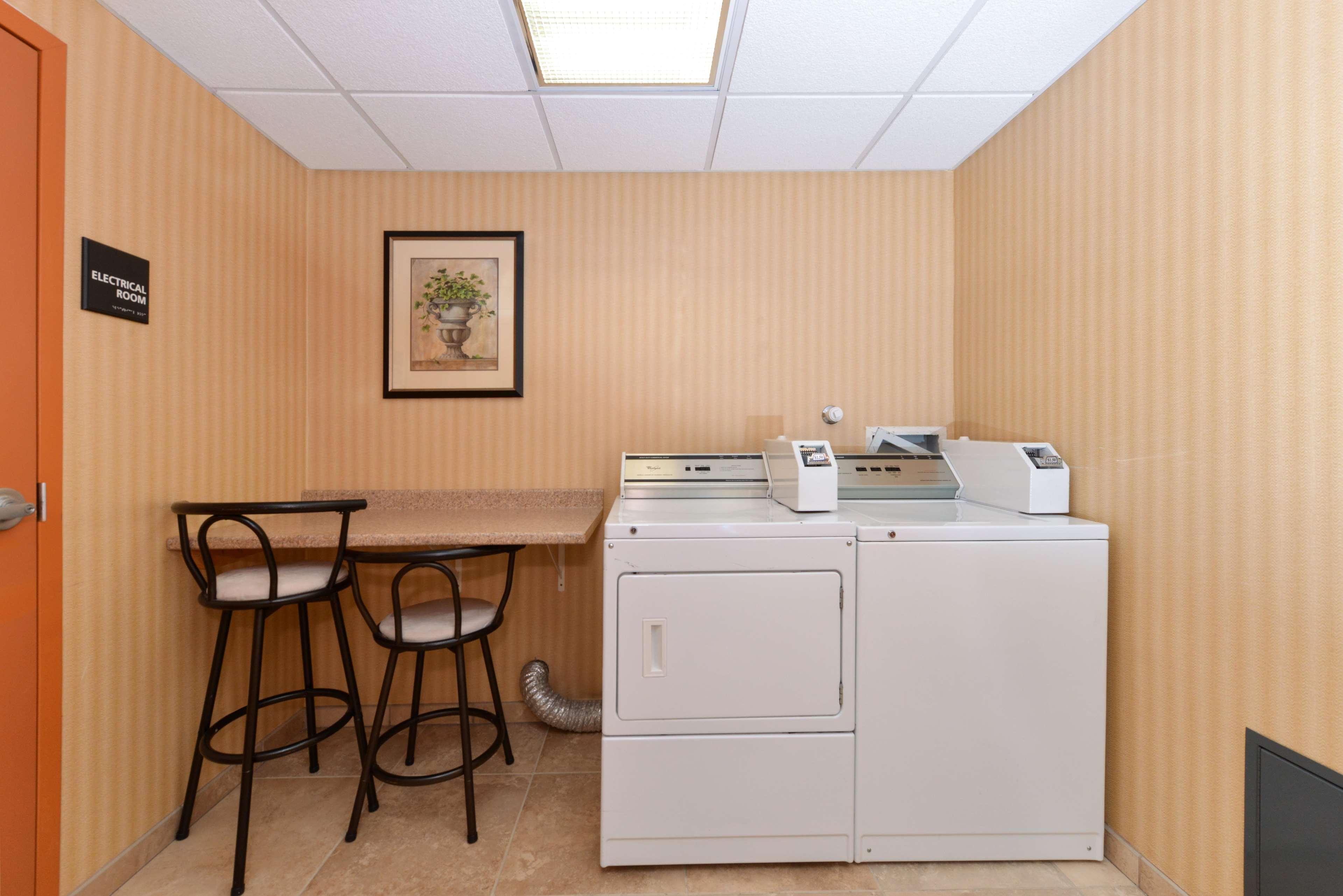 Hampton Inn & Suites Albuquerque-Coors Road Ngoại thất bức ảnh