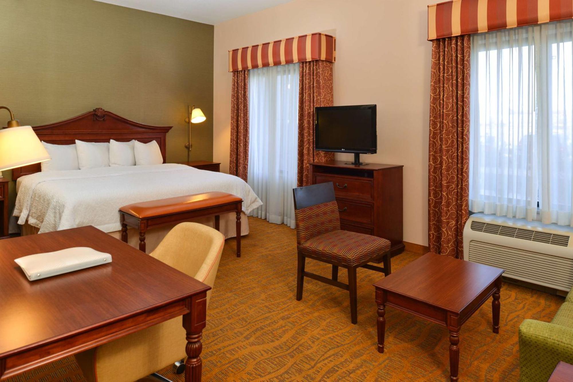 Hampton Inn & Suites Albuquerque-Coors Road Ngoại thất bức ảnh