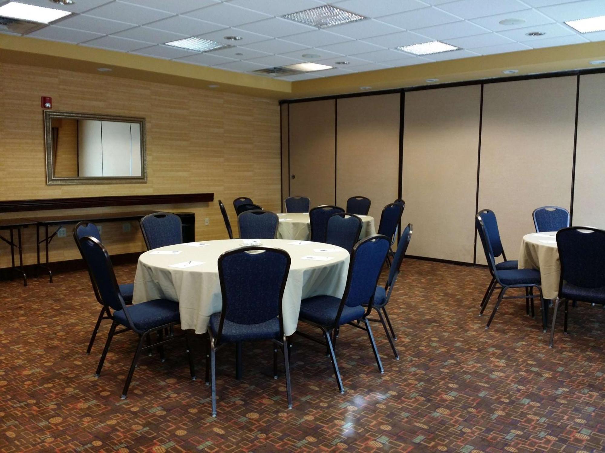 Hampton Inn & Suites Albuquerque-Coors Road Ngoại thất bức ảnh