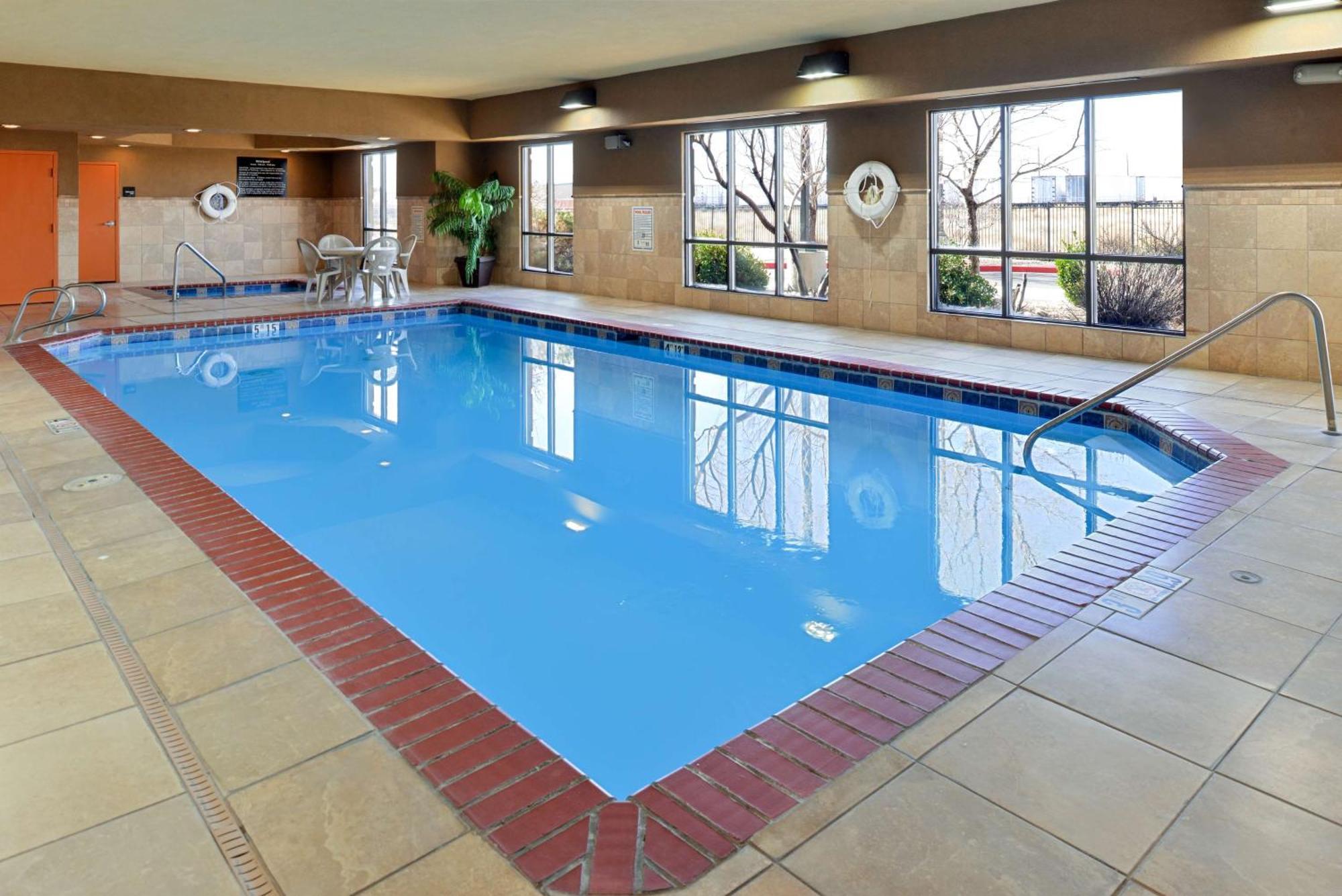 Hampton Inn & Suites Albuquerque-Coors Road Ngoại thất bức ảnh