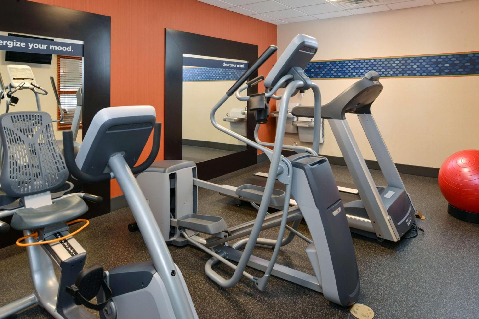 Hampton Inn & Suites Albuquerque-Coors Road Ngoại thất bức ảnh