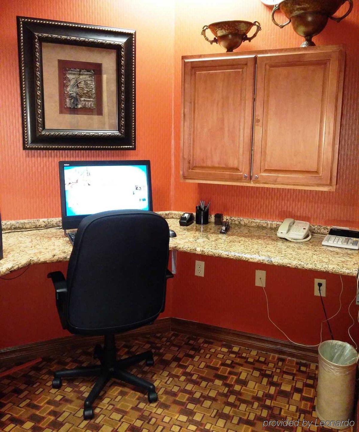 Hampton Inn & Suites Albuquerque-Coors Road Ngoại thất bức ảnh