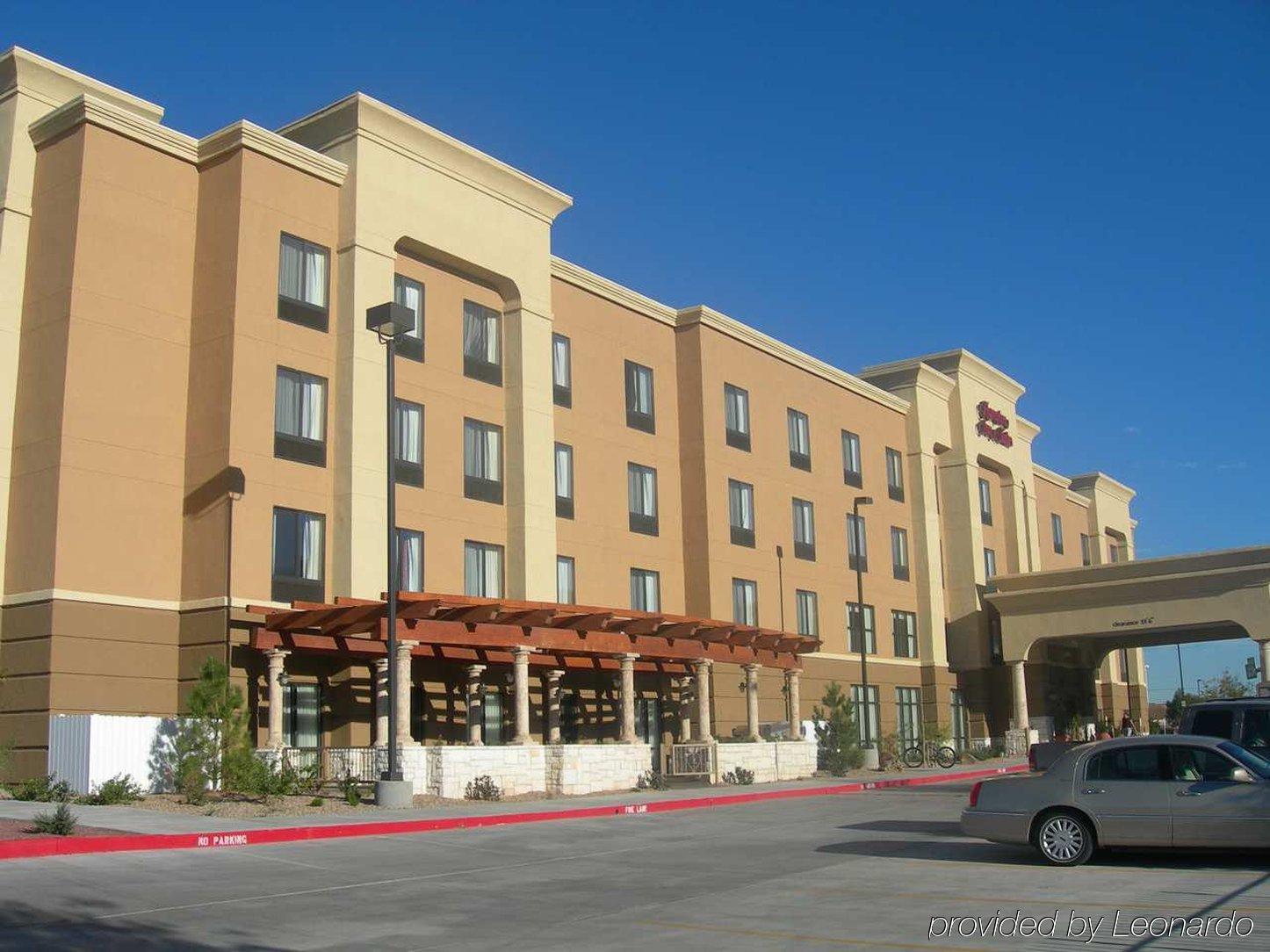 Hampton Inn & Suites Albuquerque-Coors Road Ngoại thất bức ảnh
